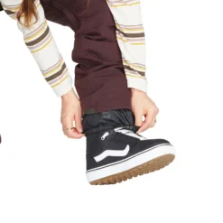 Volcom Women's Swift Bib Snowboard Pants 9 Volcom Women's Swift Bib Snowboard Pants -Ski Promotional Store womens swift bib snowboard pants p9207 37563 zoom